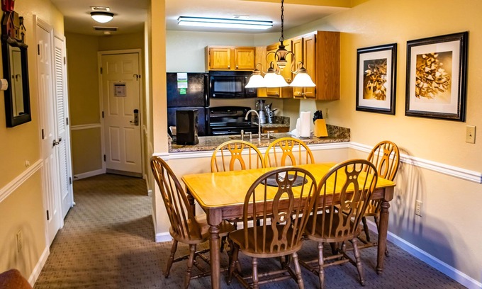 Pigeon Forge Condo | Laurel Crest, Pigeon, Tennessee, 1 Bedroom Standard Villa
