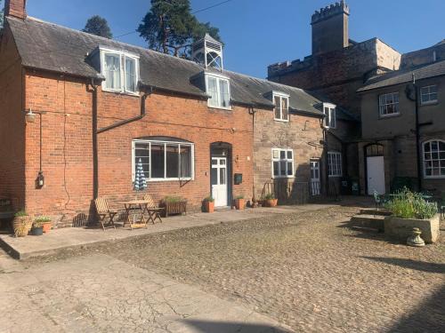 Lugwardine House | Lavender Cottage