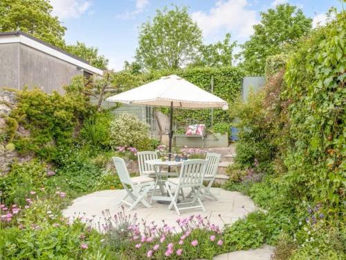 Babbacombe House | Lavender Cottage