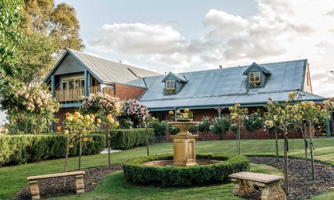 Macedon Villa | Lawson Lodge Country Estate