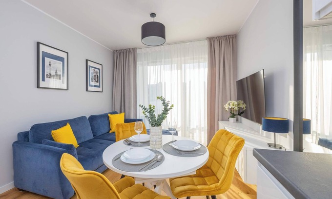 Warsaw Apartment | Lazurowa 15 | Elegant Apartment | Parking