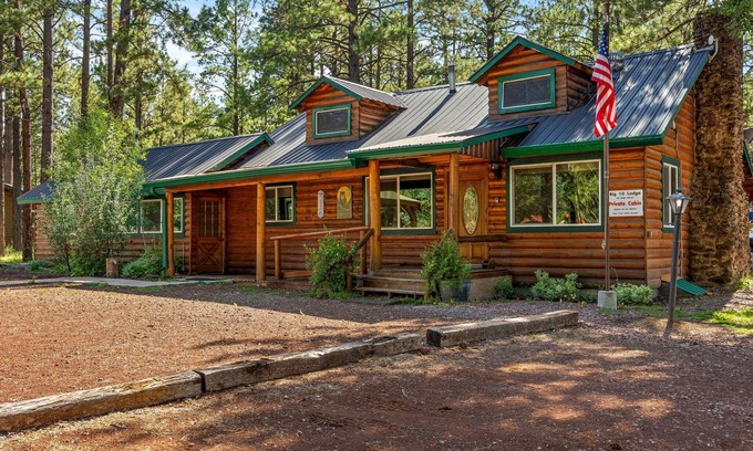 Greer Cabin | Lazy Trout Big 10 Lodge