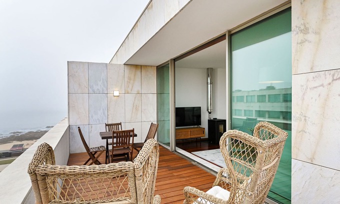 Leca da Palmeira Apartment | Leça Front Front Beach Luxury Apartment