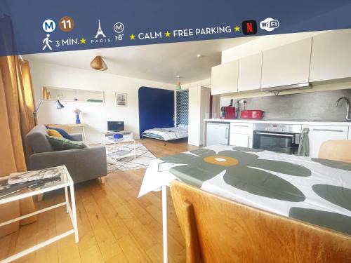 Noisy-le-Sec Apartment | Le Balcon Rouge