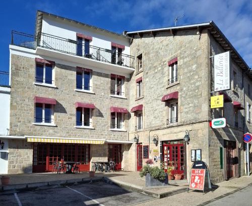 Peyrat-le-Chateau Hotel | Le Bellerive