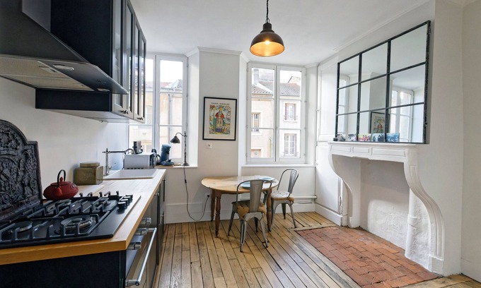 Saint Nicolas - Charles III - Ville vieille - Trois Maisons - Leopold Apartment | Le Boudoir de Stanislas - Appt au cœur de Nancy