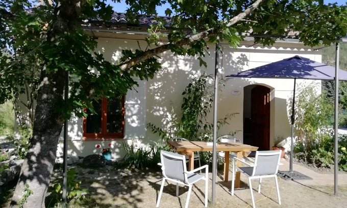 Castellane Cabin | "LE CABANON"