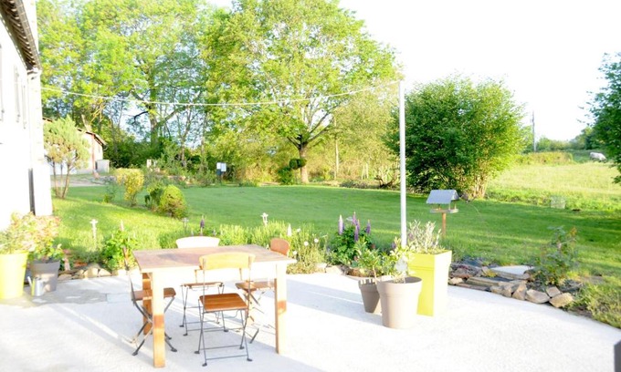 Voussac Bed & Breakfast | Le champ Bagnolet
