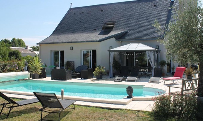 Saint-Gervais-en-Belin Bed & Breakfast | Le Champ De La Ferme