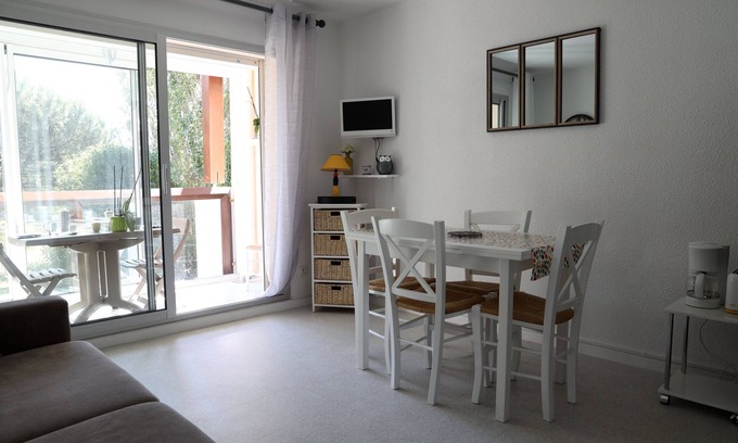 Saint-Jacques Apartment | Le Clapotis - T2 à 100 m de la plage avec parking
