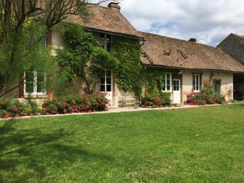 Fontaine-sur-Ay Bed & Breakfast | le Clos de la Livre