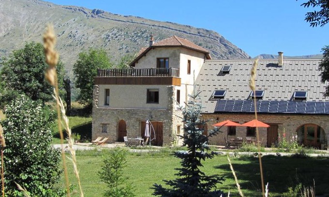 La Roche-des-Arnauds Bed & Breakfast | Le Clos de Lumière