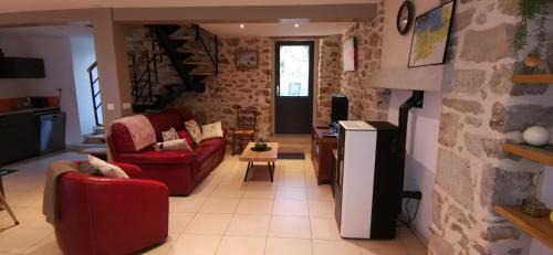Pleven House | Le Coquelicot