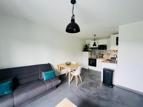 Bruguieres Apartment | Le Cosy Euronord Clim Parking