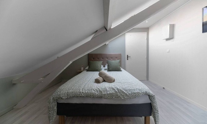 Champ-Capelet Apartment | Le Desroziers 332 - 31 avenue Victoria - Vichy