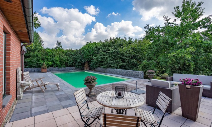 Hamois Villa | Le Domaine du Paon Blanc !