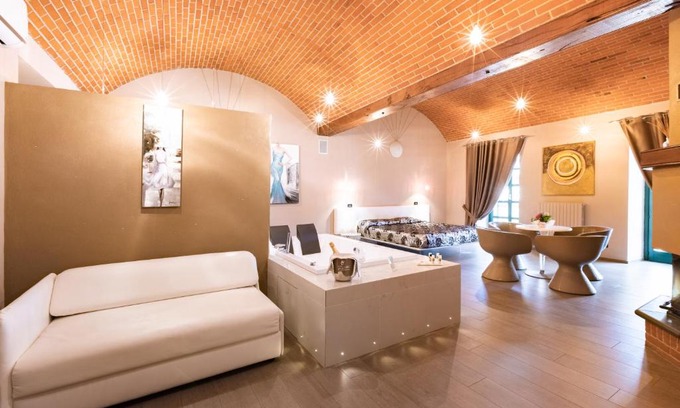 Borgo San Dalmazzo Hotel | Le Lanterne