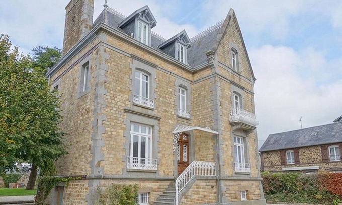 Ducey House | Le Manoir Ducey - A haven of peace in the Bay of Mont-Saint-Michel