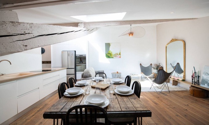 Terreaux - Bat d'argent Apartment | Le Mansart - Superb 100m² apartment
