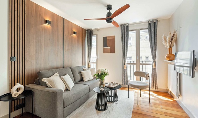 Arsenal Apartment | Le marais fully refurnished flat with lift
