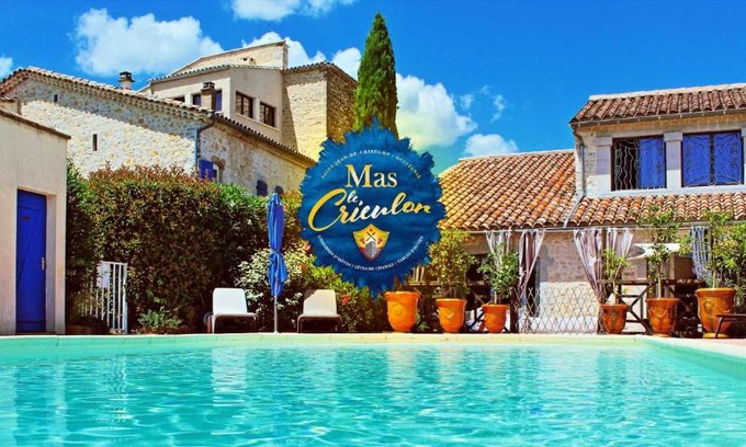 Saint-Jean-de-Crieulon House | Le Mas de Crieulon