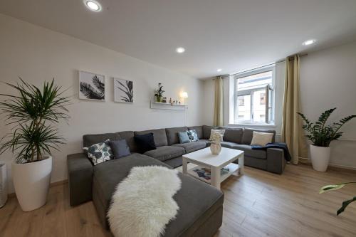 Old Town Apartment | Le Monde Apartment Bratislava - amazing 5BDR in downtown