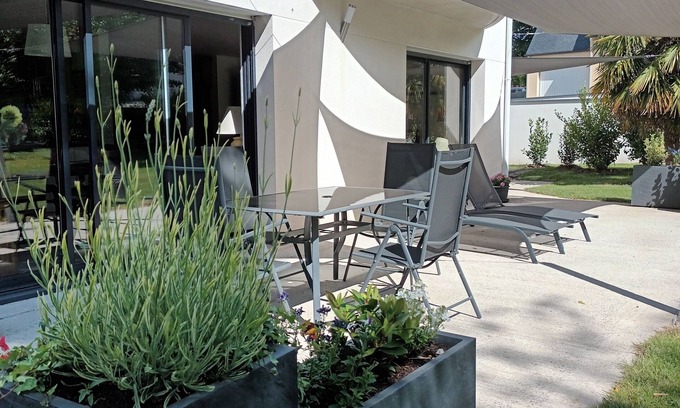 Bignan House | LE NID BRETON