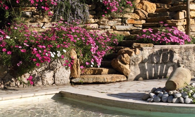 Saint-Jeannet House | Le Paradis des Cigales:3 P large terrace with panoramic view in villa/pool