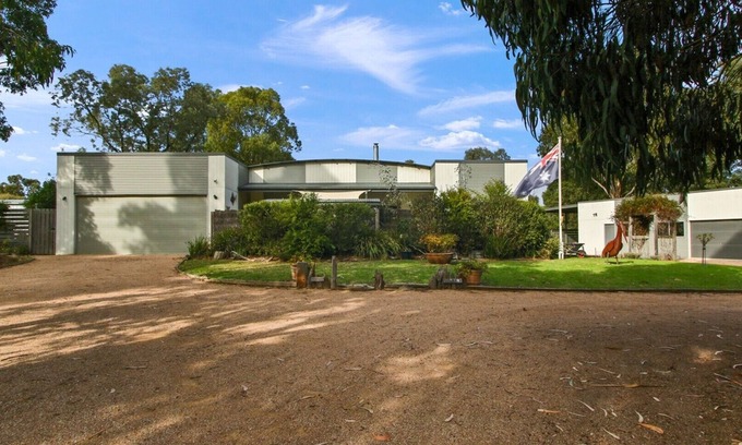 Metung House | Le Pelican in Metung