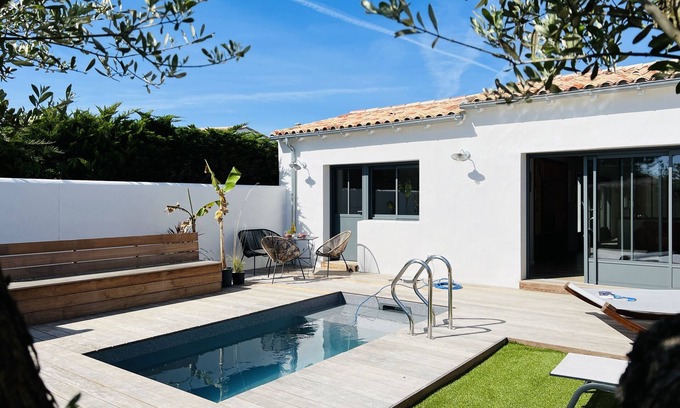 Le Bois-Plage-en-Re House | LE Petit Clos Simonette