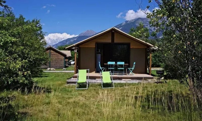 Baratier House | Le Petit Liou Sites & Paysages * - Cabin Hivernet Insolite Premium 3 bedrooms with toilets for 6 people