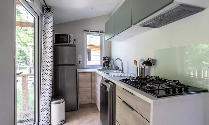 Baratier House | Le Petit Liou Sites & Paysages * - Mobile Home Premium Morgon 3 bedrooms with bathrooms 6 people 6 people