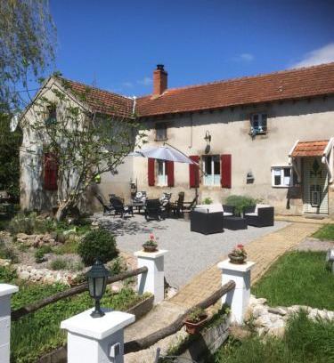 Saint-Hilaire Bed & Breakfast | Le Petit Moulin