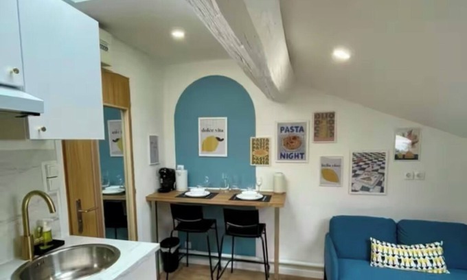 Part Dieu - Bir Hakeim Apartment | Le Petit Rome : Gare Part Dieu