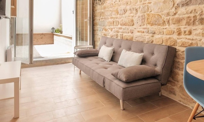 Voltaire - Saint Amour Apartment | Le petit Verlet cosy 2 pers métro Place Guichard