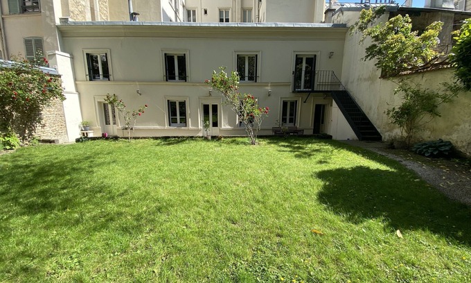 Notre-Dame House | Le Petit Versailles - Quiet house in the city center - Near the Palace