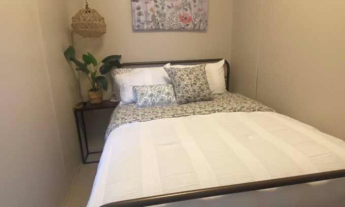 Eunice Cabin | Le Petite Maison: A rustically charming rental space with exemplary hospitality.