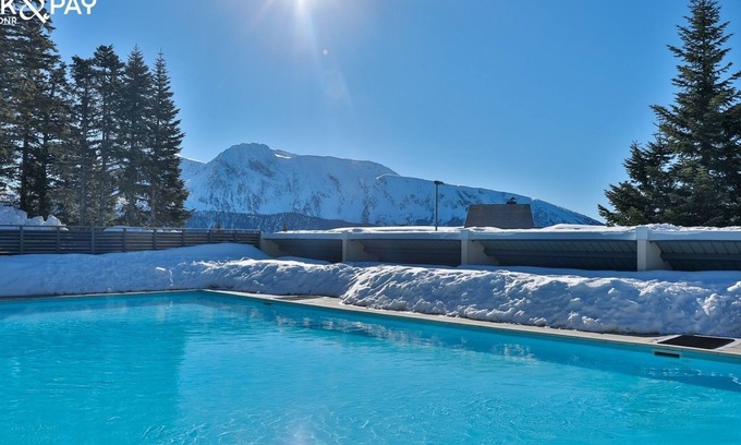 Chamrousse Apartment | Le Pichu - Appt avec vue montagne