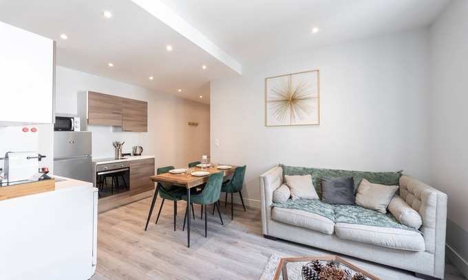 Bellecour - Hotel Dieu Apartment | LE POMPADOUR - Magnifique T2 Place Bellecour, au calme