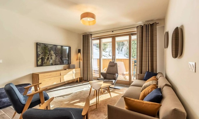Arc-1600 Apartment | Le Ridge Residence - RIDGE 301