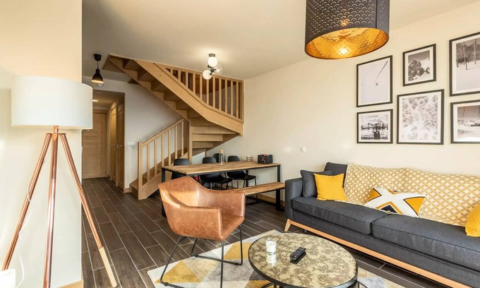 Arc-1600 Apartment | Le Ridge Residence - RIDGE 106