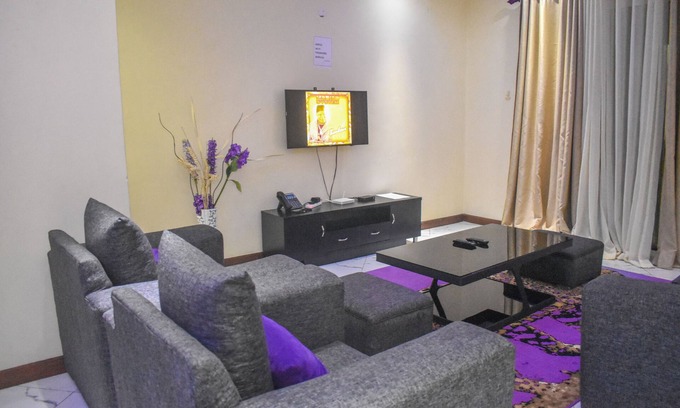 Manyimbo Apartment | Le Royale Holiday Apartment