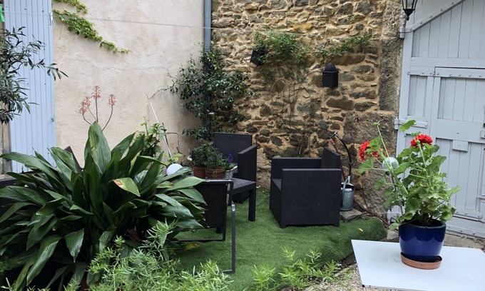 Lezignan-Corbieres Bed & Breakfast | Le Sillon d'Alaric