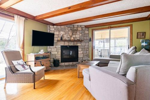 Brebeuf Ski Chalet | Le St-Amour sur la Rouge