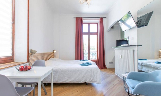 Aix-les-Bains City Center Apartment | Le Terminus Studio Optical Fiber/Hyper Centre