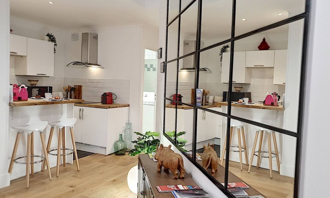 Boucle - Gros Caillou Apartment | Le Tisserand - Quartier Croix Rousse