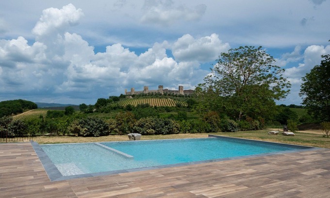 Monteriggioni Apartment | Le Torri, Borgo Campassini, Monteriggioni