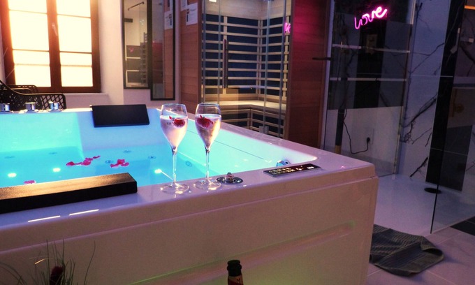 Hermanville-sur-Mer House | Le Triplex Romantique SPA Balneo duo * Sauna