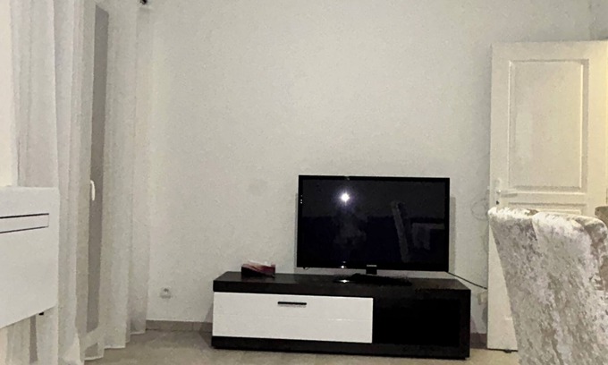 Chanot - Stade Velodrome Apartment | Le Vélodrome - The urban suite with air conditioning and parking