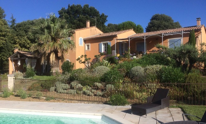 Labaume Cottage | Le Vieux Pressoir, gîte for 4 people near Uzès, peaceful vacation in the countryside.